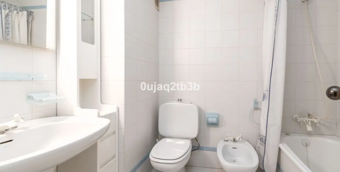 Sale of penthouse in Marbella 17