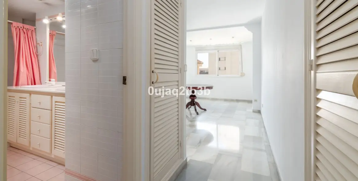 Sale of penthouse in Marbella 19