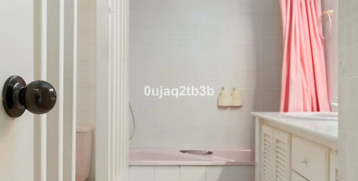 Sale of penthouse in Marbella 20