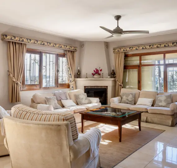 Продажа  отдельно стоящей виллы в San Enrique