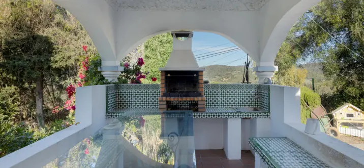 Продажа  отдельно стоящей виллы в San Enrique 2