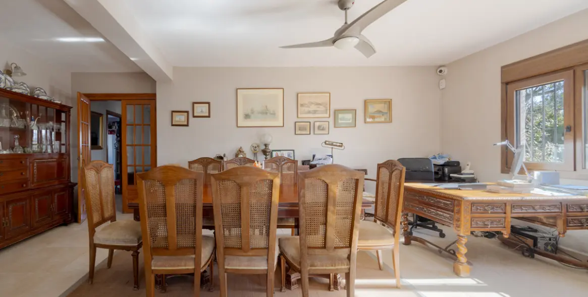 Продажа  отдельно стоящей виллы в San Enrique 7