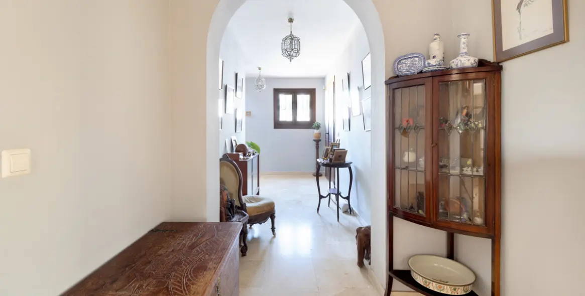 Продажа  отдельно стоящей виллы в San Enrique 8