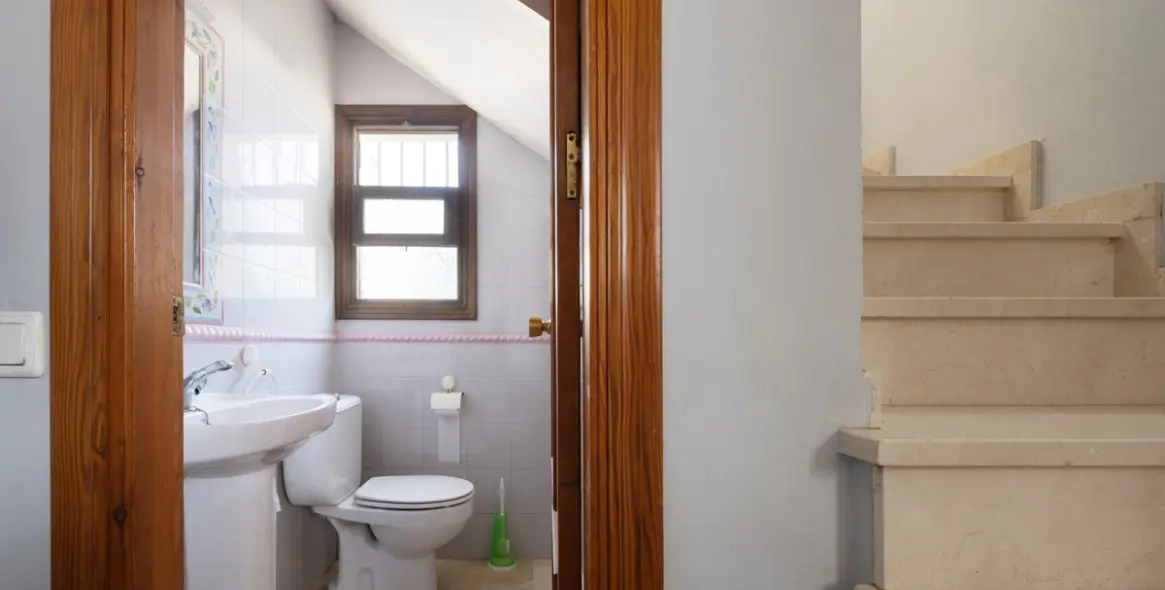 Продажа  отдельно стоящей виллы в San Enrique 16