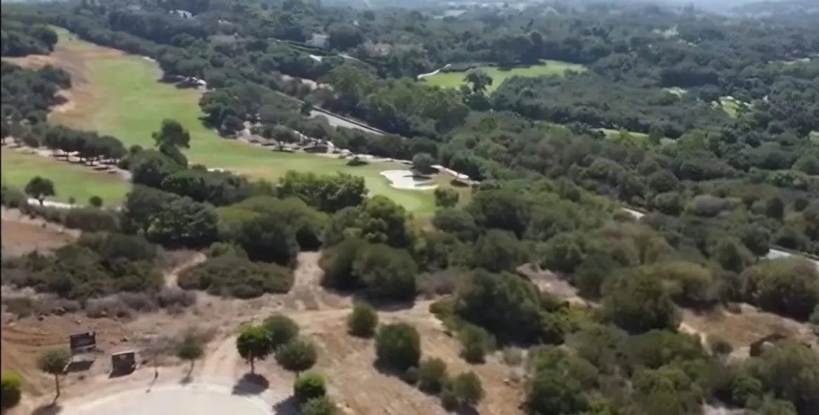 Venta de parcela residencial en Sotogrande 3