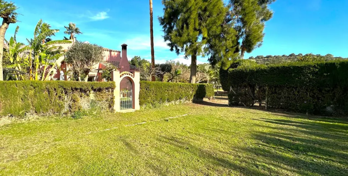 Sale of finca - cortijo in Estepona 5
