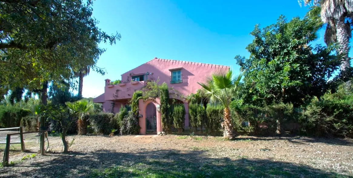 Продажа финки в Estepona 34