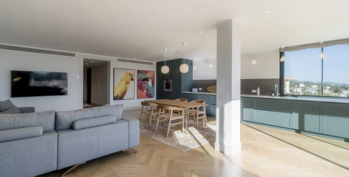 Sale of middle floor apartment in Nueva Andalucía 8