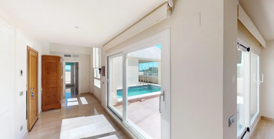 Sale of penthouse in Mijas 4