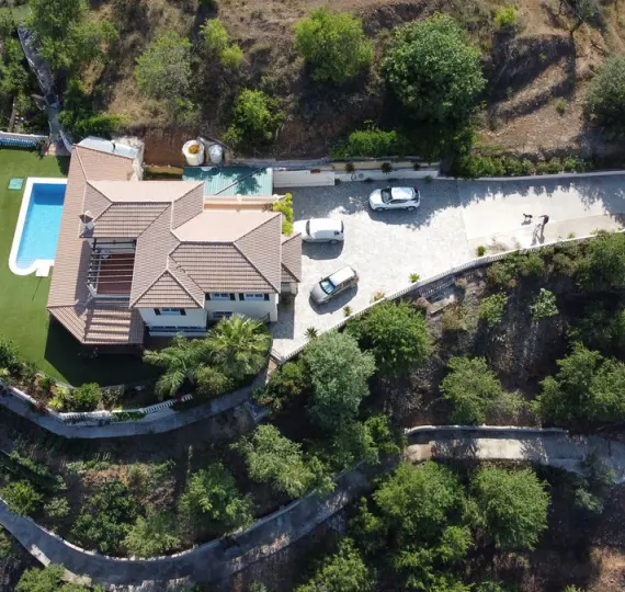 Sale of finca - cortijo in Monda