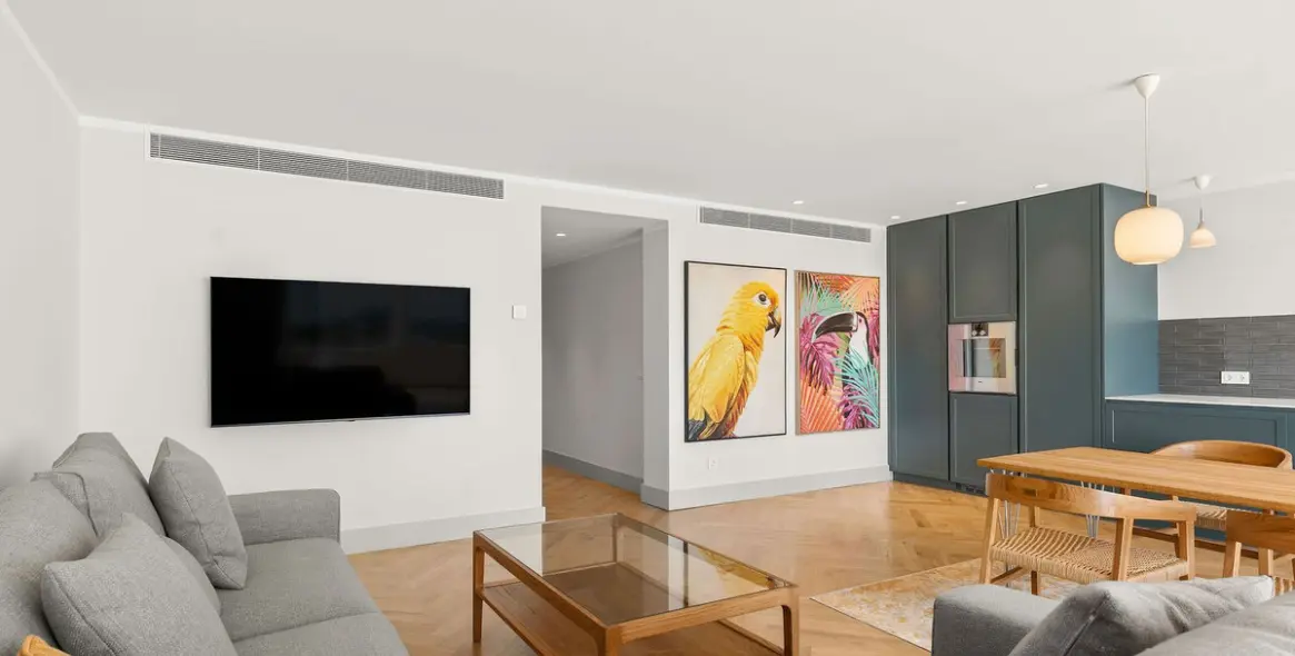 Venta de apartamento en planta media en Nueva Andalucía 6