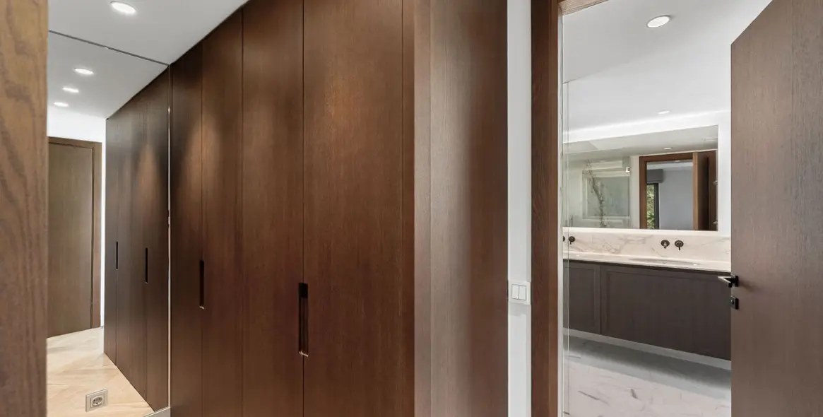 Venta de apartamento en planta media en Nueva Andalucía 13