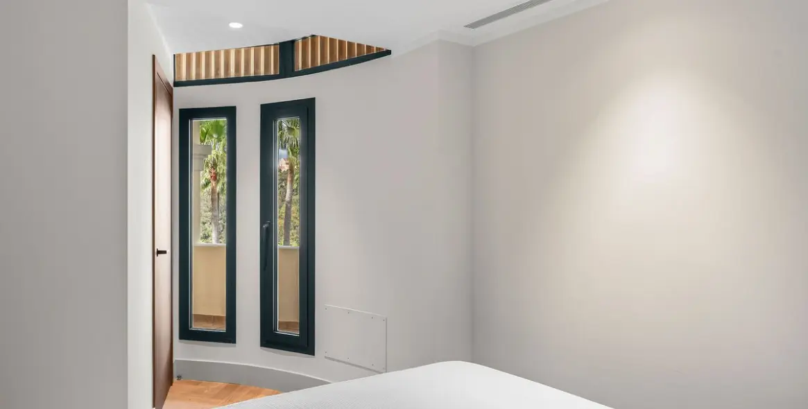 Venta de apartamento en planta media en Nueva Andalucía 16