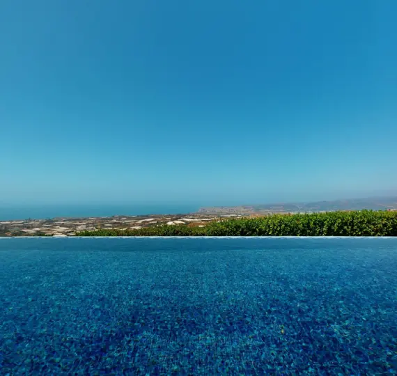 Detached villa R5123266