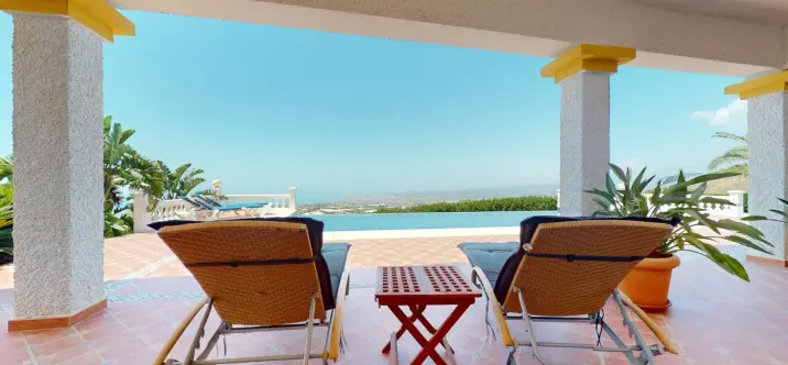 Detached villa R5123266 3