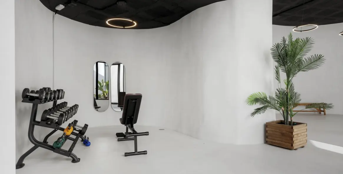 Sale of middle floor apartment in Aloha 25