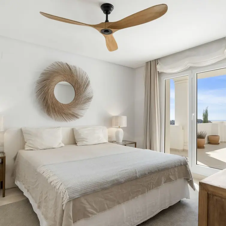 Sale of middle floor apartment in Aloha