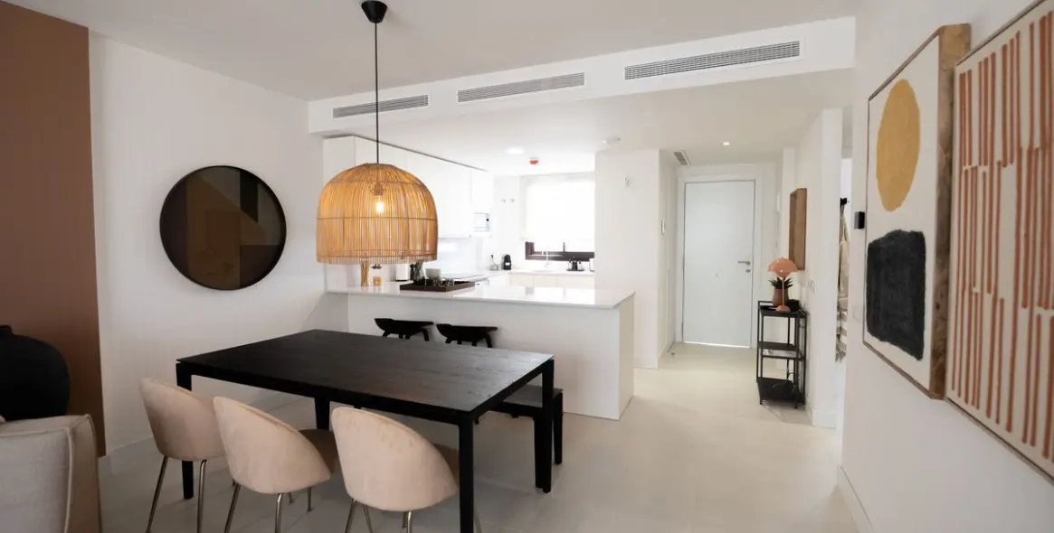 Продажа двухуровневого пентхауса в Higueron 3