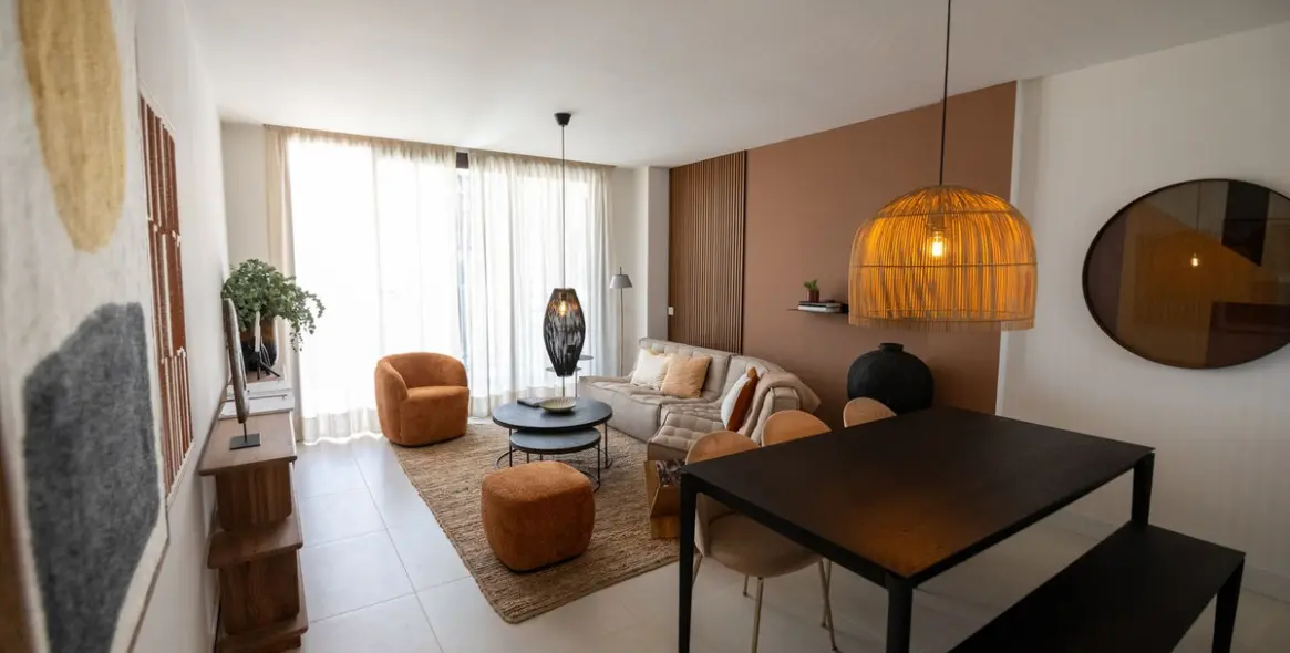 Продажа двухуровневого пентхауса в Higueron 8