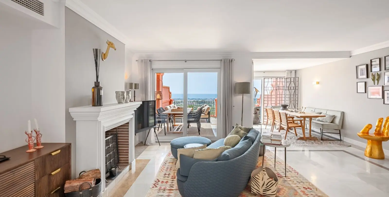 Sale of duplex in Monte Halcones 3