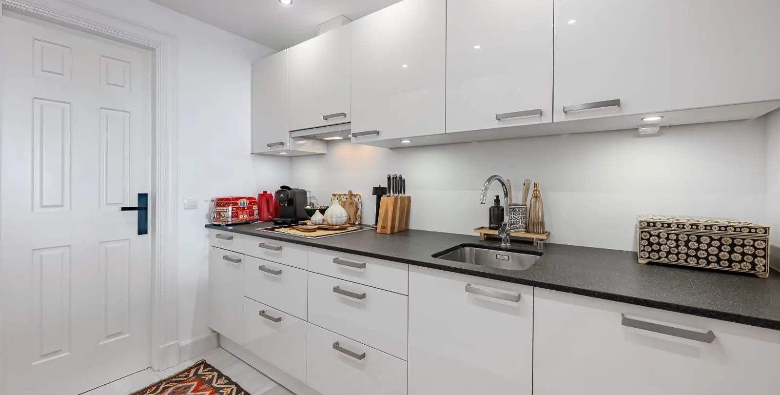 Sale of duplex in Monte Halcones 18