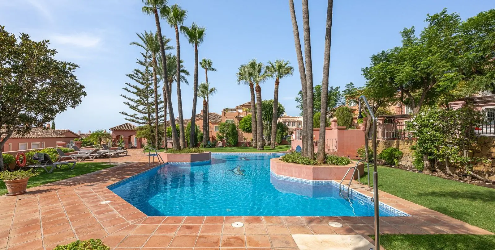 Sale of duplex in Monte Halcones 34