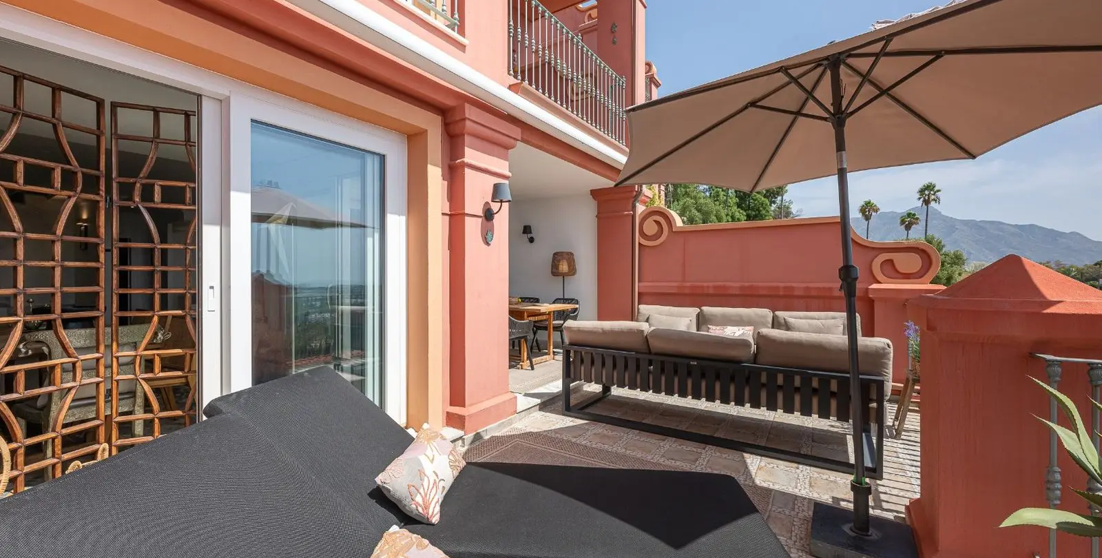 Sale of duplex in Monte Halcones 43