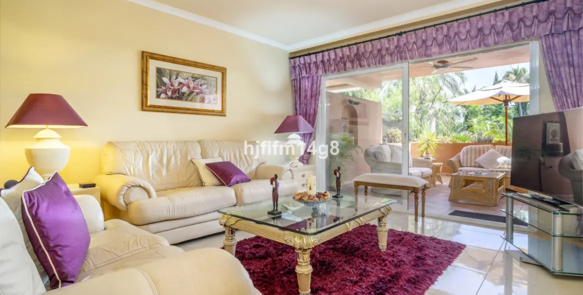 Продажа апартаментов на первом этаже в Puerto Banús 6