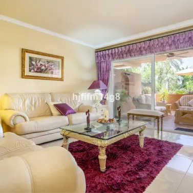 Продажа апартаментов на первом этаже в Puerto Banús