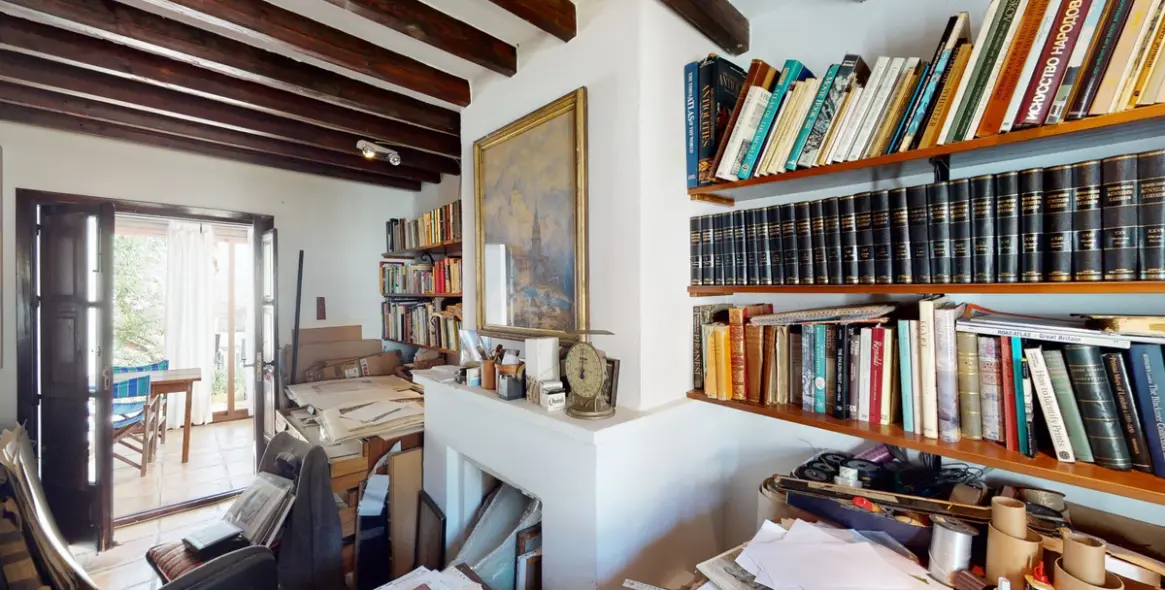 Sale of detached villa in Costa del Sol East 9