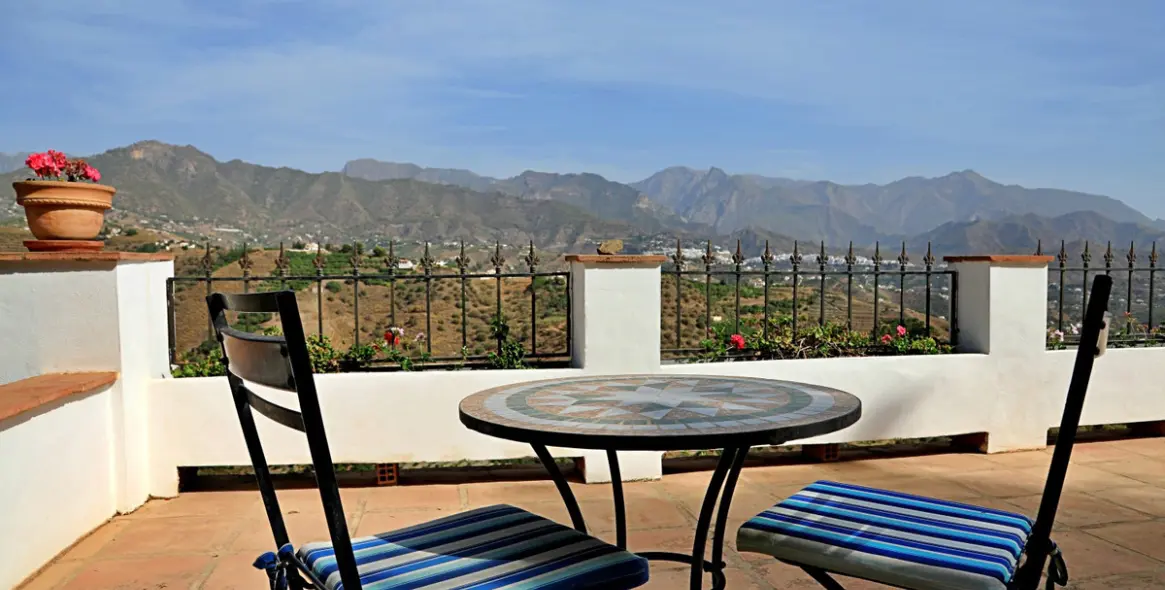 Sale of detached villa in Torrox 12