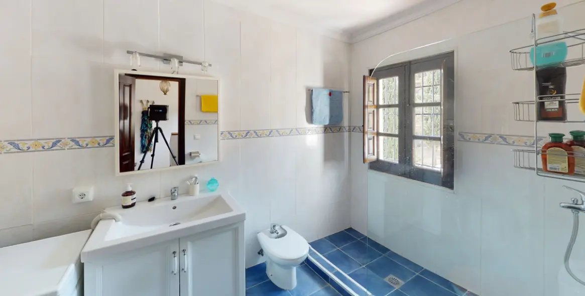 Sale of detached villa in Torrox 23