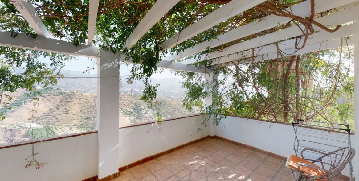 Sale of detached villa in Torrox 26