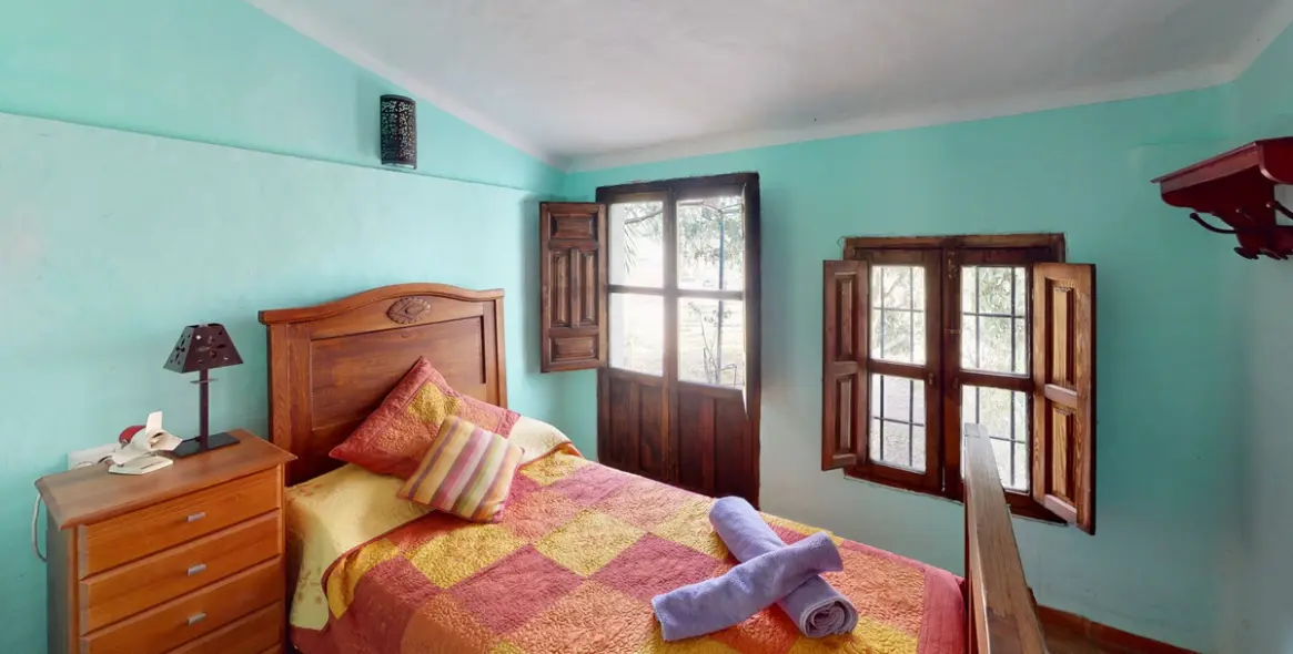 Sale of detached villa in Torrox 40