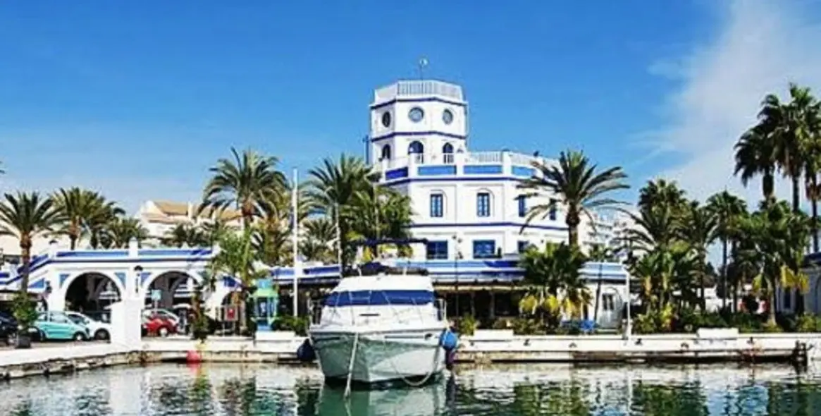 Продажа пентхауса в Estepona 5
