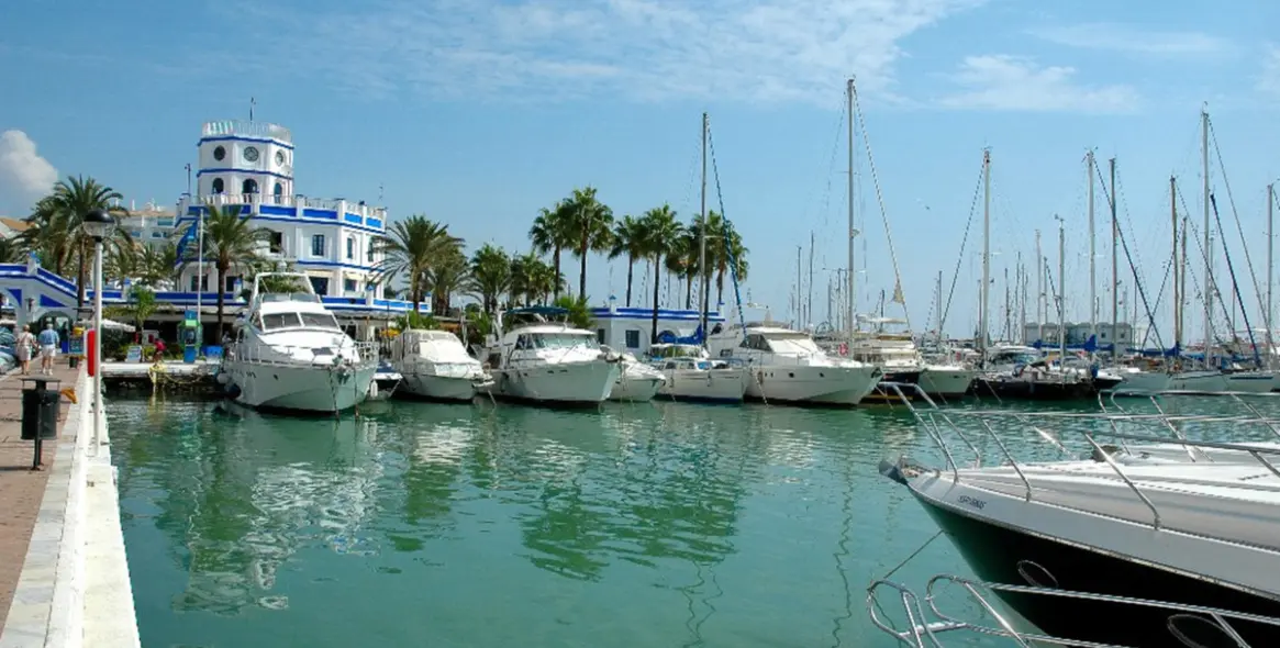 Продажа пентхауса в Estepona 8