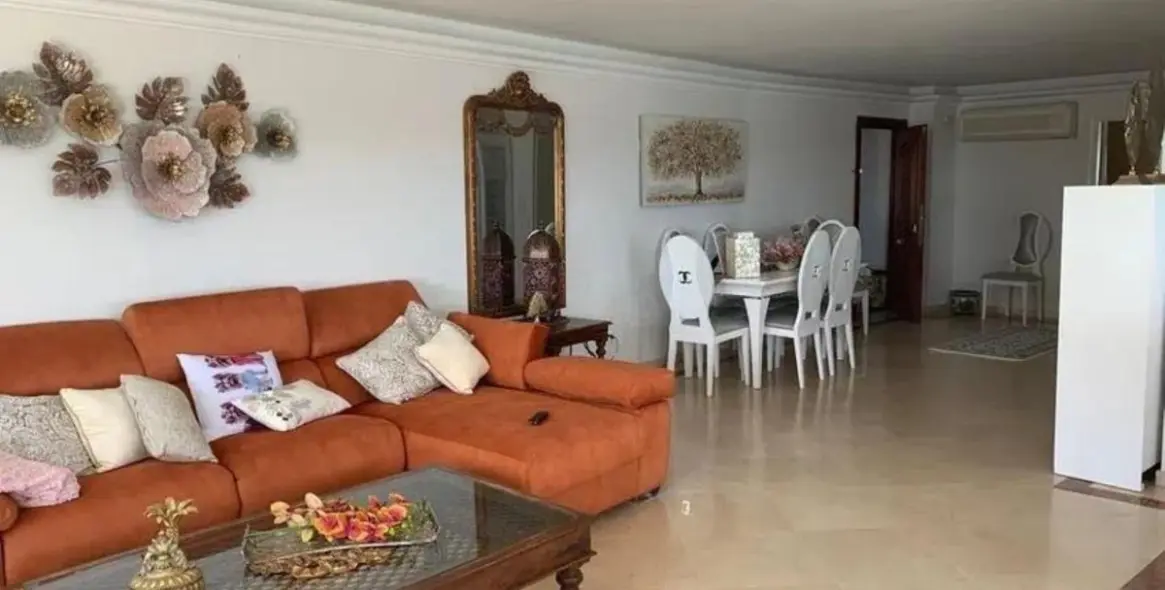Sale of penthouse in Estepona 24