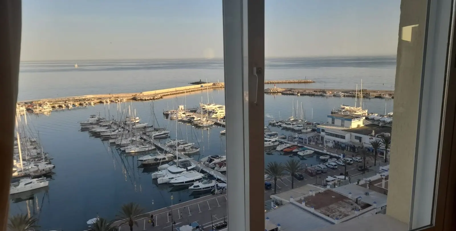 Sale of penthouse in Estepona 4
