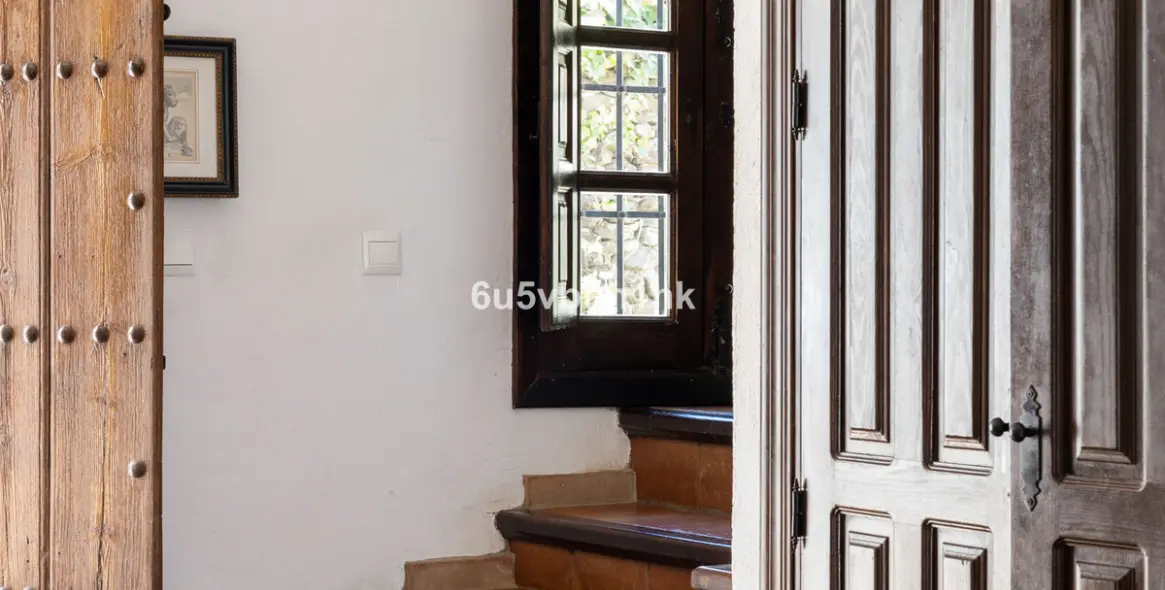 Продажа  отдельно стоящей виллы в Torrox 11