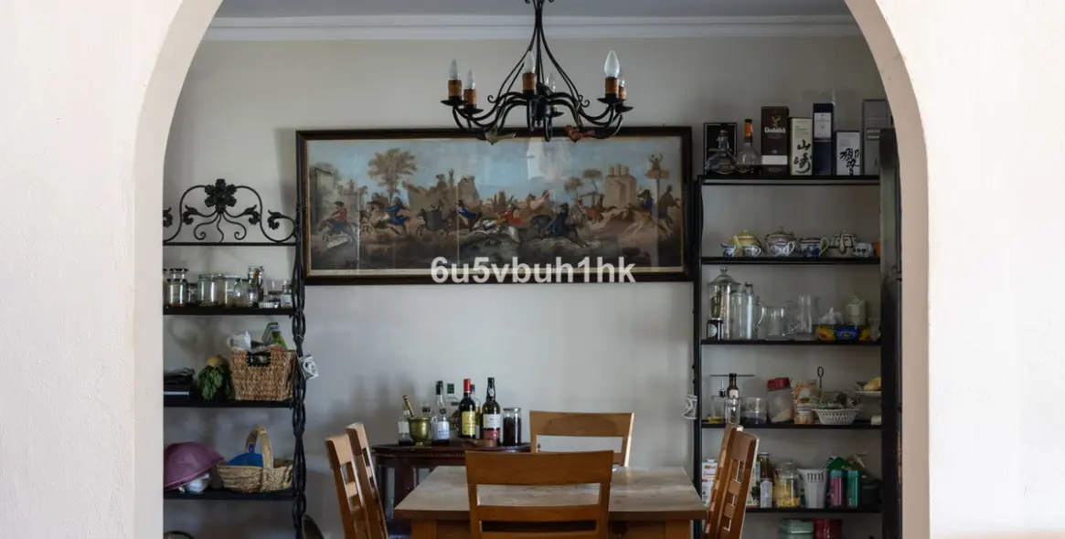 Продажа  отдельно стоящей виллы в Torrox 18