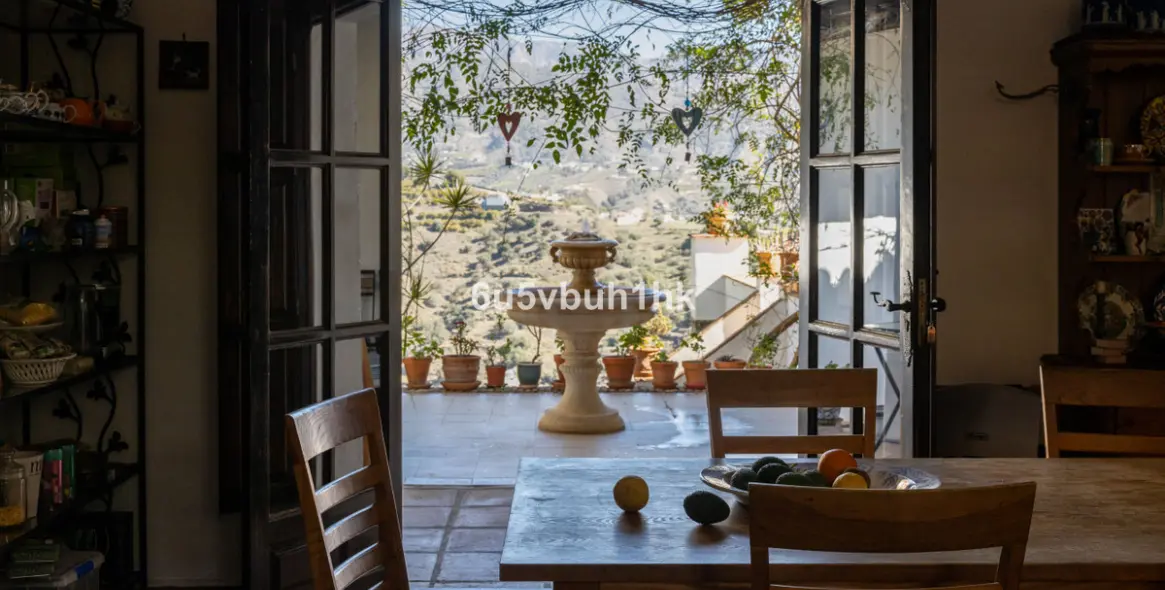 Продажа  отдельно стоящей виллы в Torrox 21