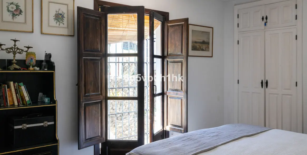 Продажа  отдельно стоящей виллы в Torrox 31