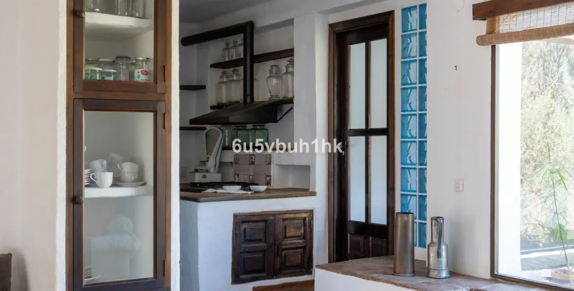 Продажа  отдельно стоящей виллы в Torrox 34