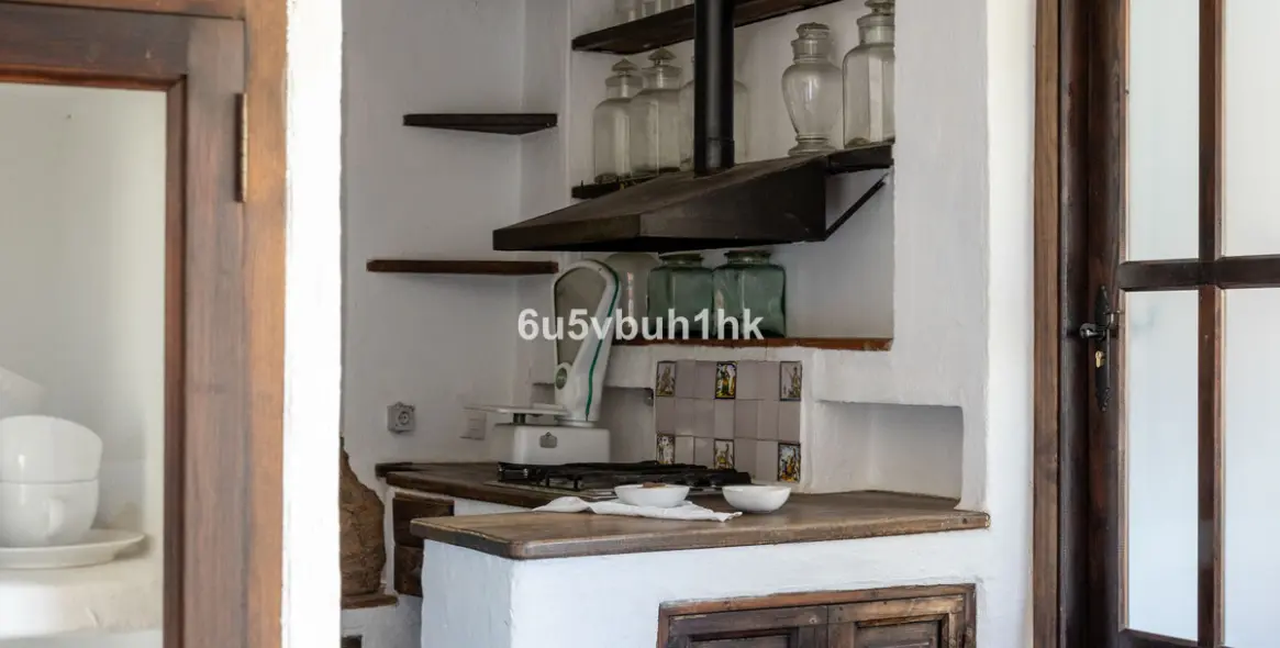 Продажа  отдельно стоящей виллы в Torrox 36