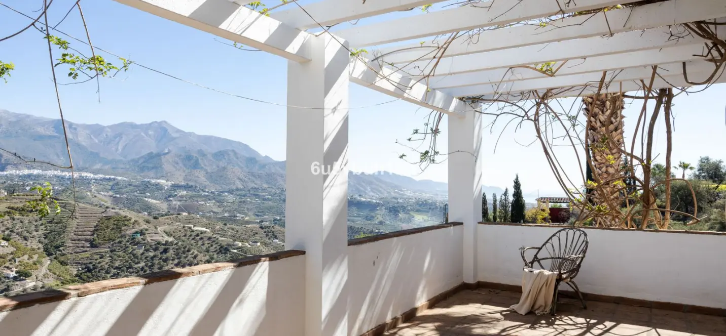 Sale of detached villa in Torrox 4