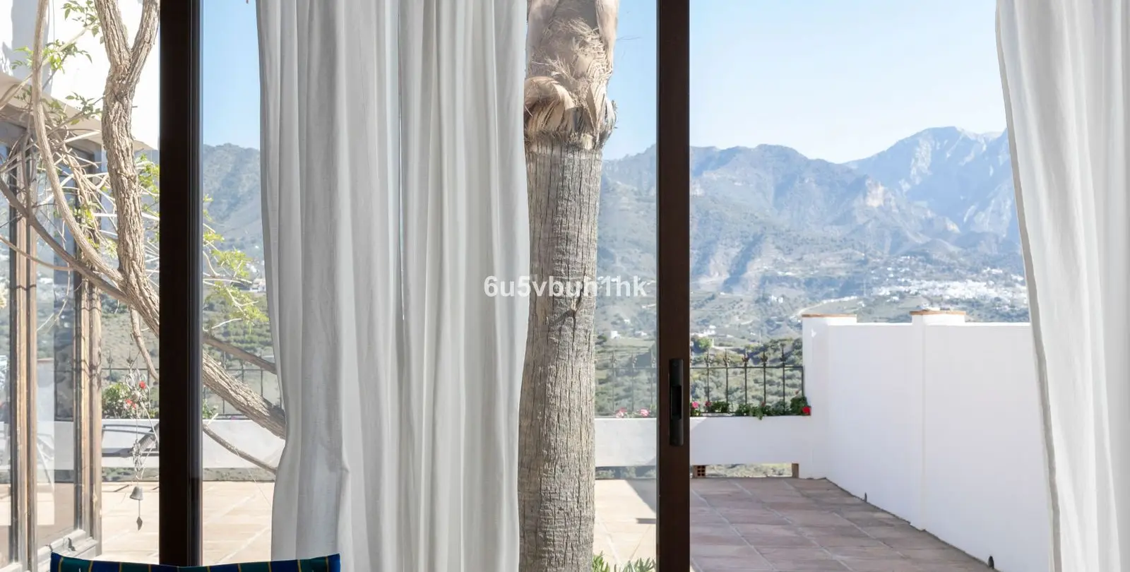 Sale of detached villa in Torrox 15