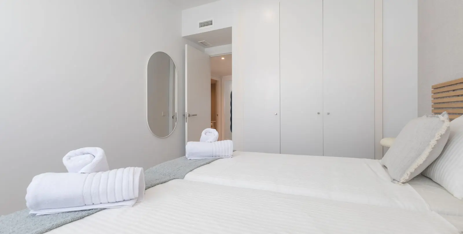 Sale of townhouse in Mijas Costa 24