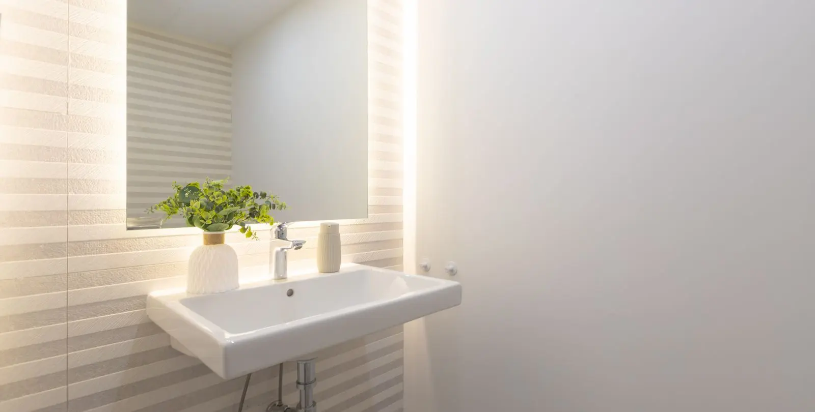 Sale of townhouse in Mijas Costa 29