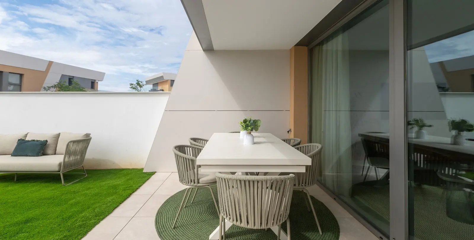 Sale of townhouse in Mijas Costa 36