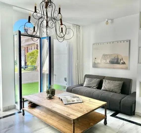 Продажа двухуровневых апартаментов в The Golden Mile